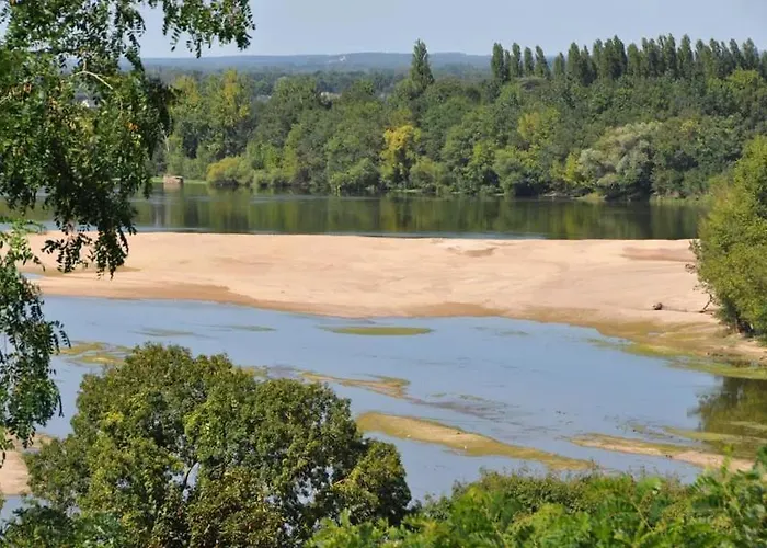 فندق مبيت وإفطار Le Belvedere De Loire